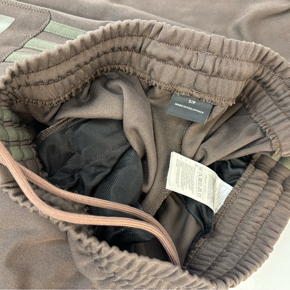 Yeezy Calabasas Sweatpants SIZE S - Picture 4 of 9